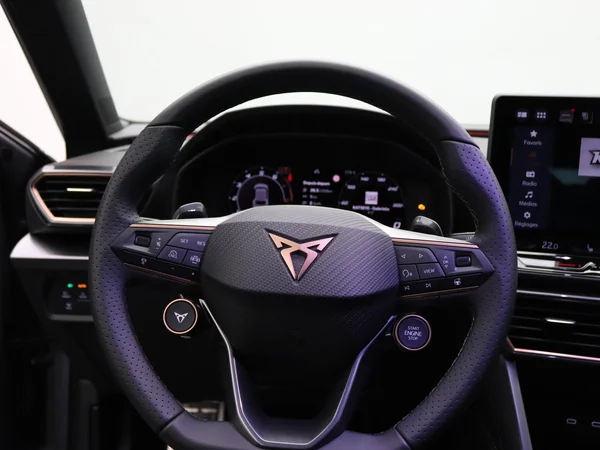 CUPRA Leon (2025) — foto 15 van 19