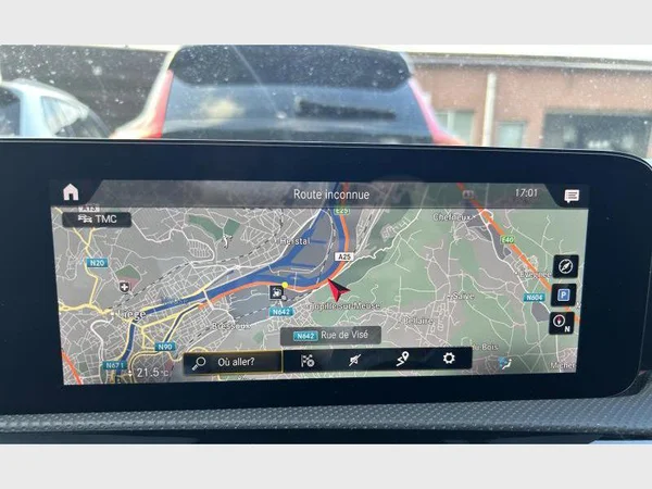 Mercedes-Benz CLA 180 (2021) — foto 9 van 33