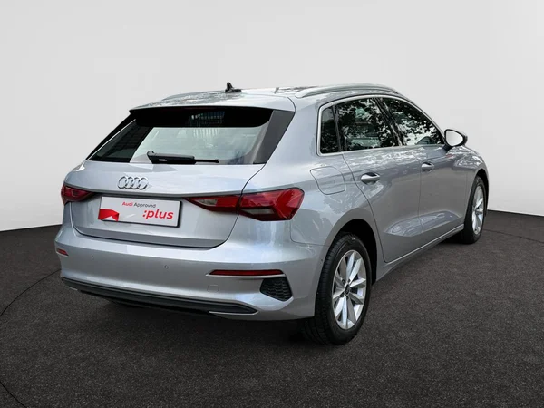AUDI A3 Sportback (2022) — foto 7 van 19