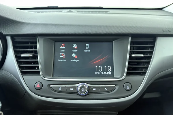 Opel Crossland (2022) — foto 3 van 19