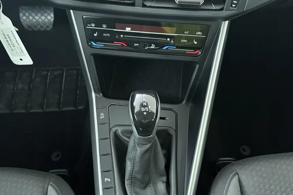 Volkswagen Taigo (2024) — foto 4 van 18