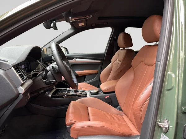 AUDI Q5 Sportback PHEV (2023) — foto 11 van 22