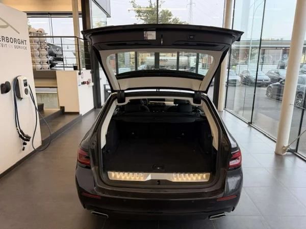 BMW 5 Serie (2022) — foto 23 van 25