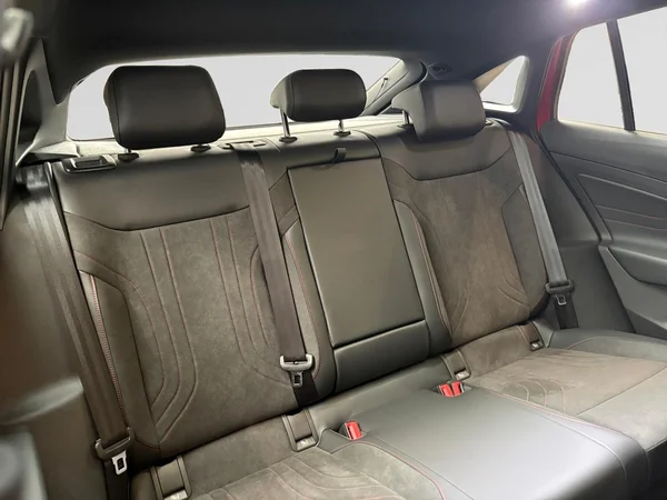 VOLKSWAGEN ID.5 (2026) — foto 10 van 23