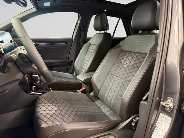 VOLKSWAGEN T-Roc (2026) — foto 24 van 24