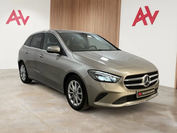 Mercedes-Benz B-180 (2019) — foto 12 van 30