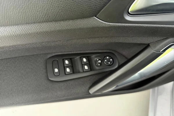 Peugeot 308 (2020) — foto 30 van 30