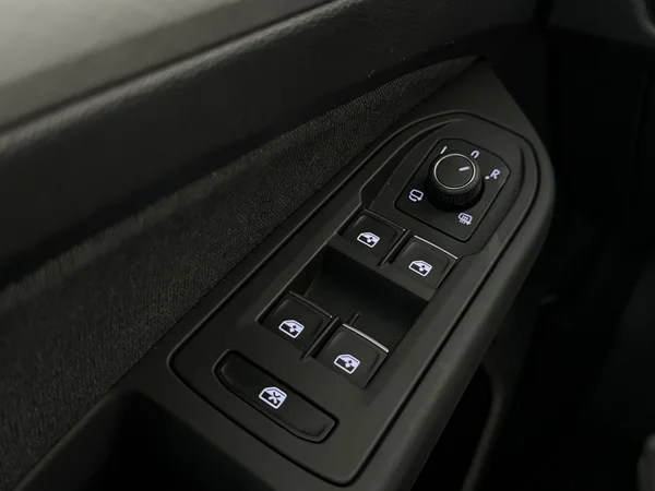 VOLKSWAGEN Golf Variant (2022) — foto 20 van 28