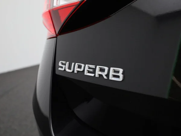 Škoda Superb (2024) — foto 29 van 40