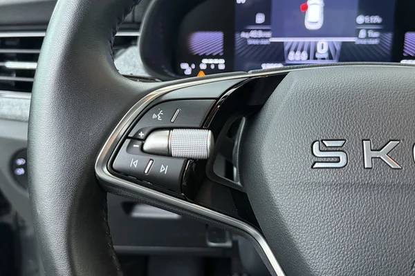 Skoda Kamiq (2025) — foto 5 van 20