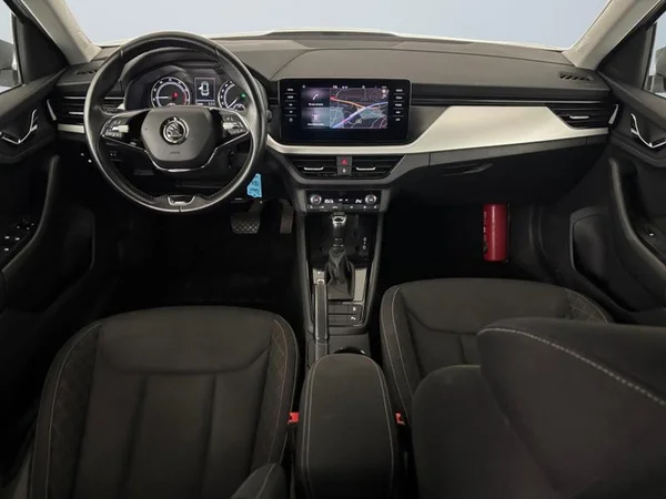 SKODA Kamiq (2020) — foto 4 van 17