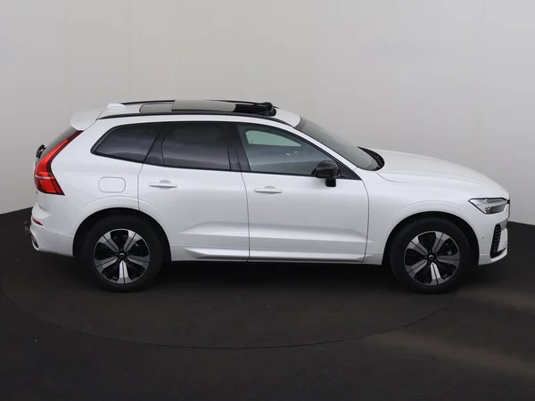 VOLVO XC60 (2024) — foto 28 van 32