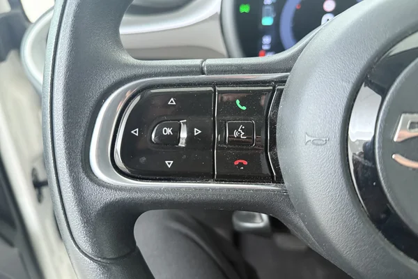 Fiat E-500 (2023) — foto 5 van 19