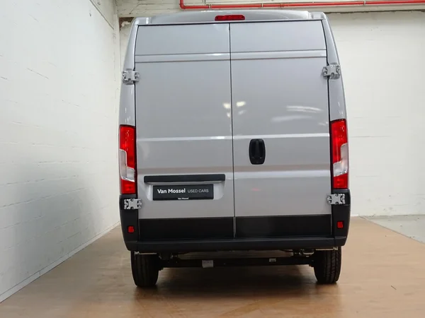 Opel Movano (2025) — foto 15 van 19