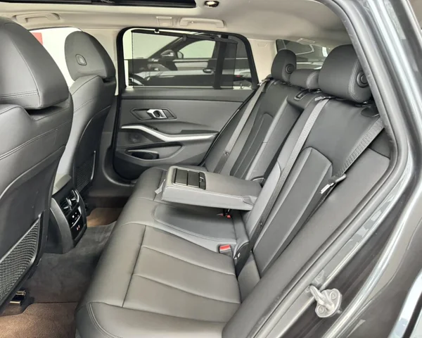 BMW 3 Reeks (2020) — foto 11 van 30