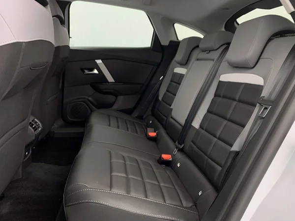 Citroen C4 (2025) — foto 14 van 27