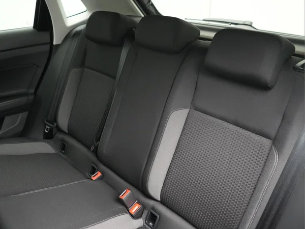 VOLKSWAGEN Polo (2026) — foto 2 van 26