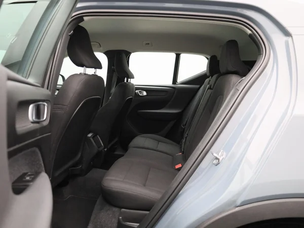 Volvo XC40 (2021) — foto 2 van 41