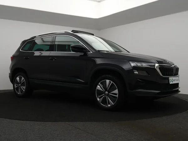 Škoda Karoq (2023) — foto 32 van 33