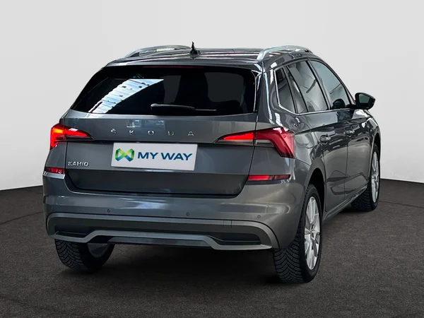 SKODA Kamiq (2022) — foto 12 van 20
