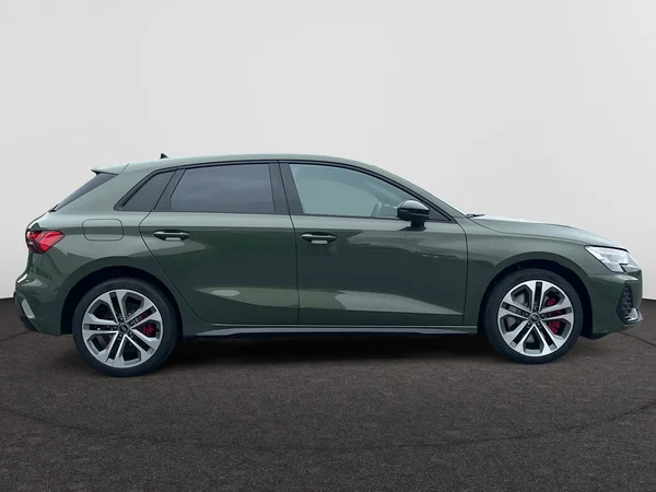AUDI A3 Sportback (2025) — foto 16 van 24