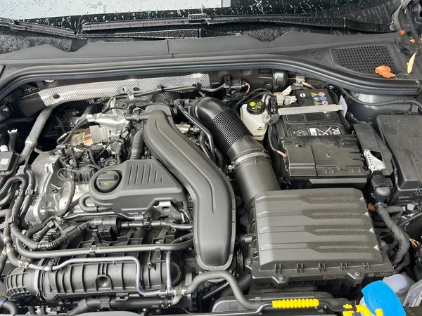VOLKSWAGEN Golf VIII SW (2026) — foto 13 van 24