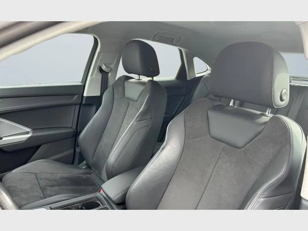 Audi Q3 Sportback (2021) — foto 29 van 29