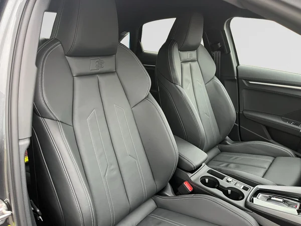 AUDI A3 Sedan (2025) — foto 13 van 19
