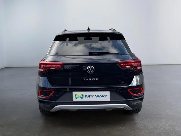 VOLKSWAGEN T-Roc (2024) — foto 25 van 28