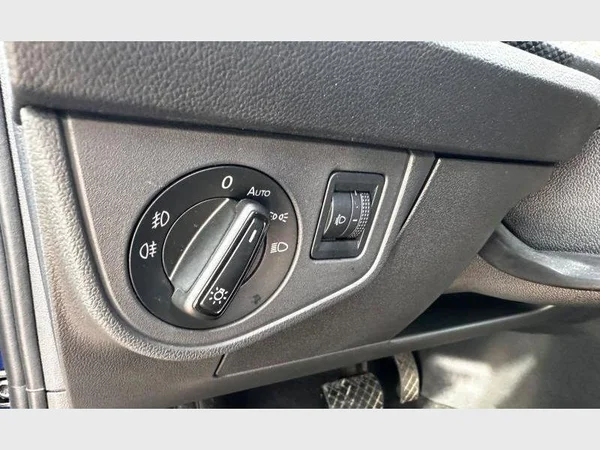 Volkswagen Taigo (2025) — foto 17 van 28