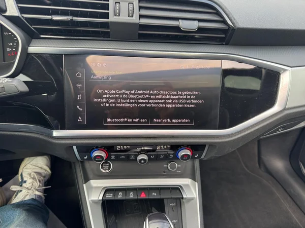 AUDI Q3 Sportback (2023) — foto 5 van 24