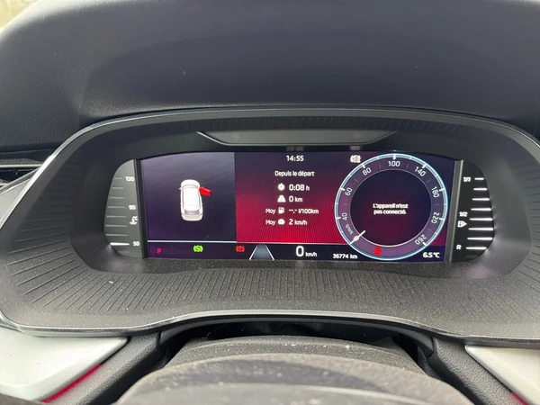 SKODA Octavia Combi (2024) — foto 5 van 24