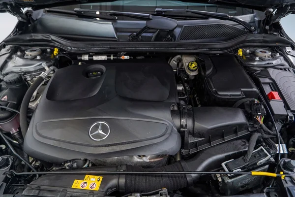 Mercedes-Benz GLA (H247) (2020) — foto 27 van 44