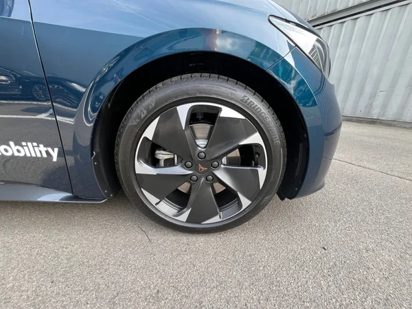 CUPRA Born (2025) — foto 20 van 24