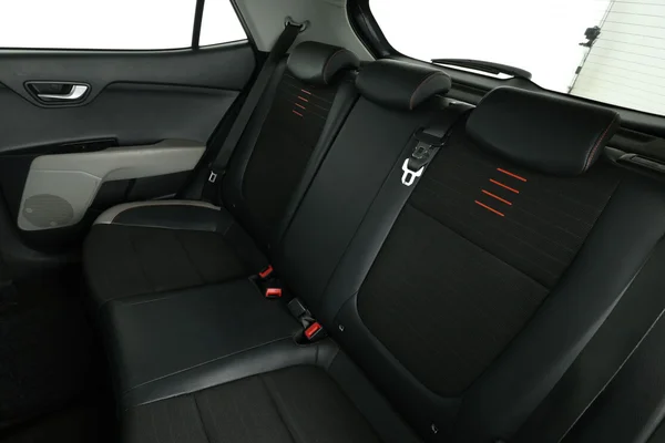 Kia Stonic (2018) — foto 5 van 16