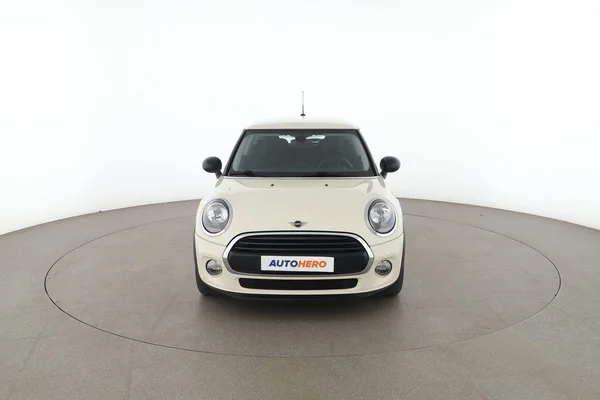 MINI Mini (2018) — foto 15 van 16