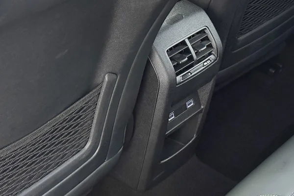 Peugeot 308 SW (2023) — foto 6 van 29