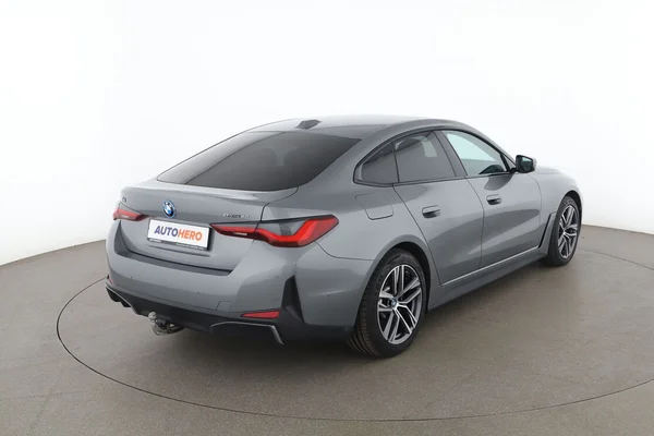 BMW i4 (2022) — foto 12 van 16