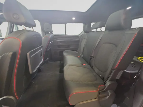 VOLKSWAGEN ID.Buzz Lwb (2026) — foto 10 van 24
