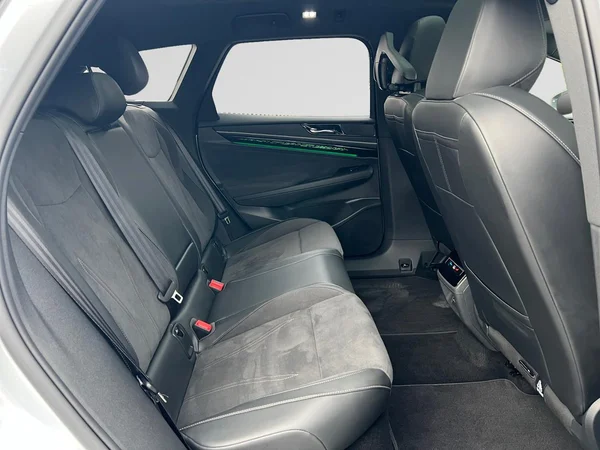 VOLKSWAGEN ID.7 Tourer (2026) — foto 4 van 18