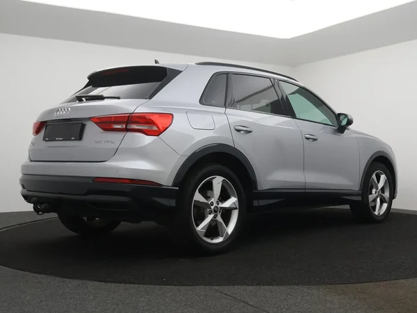 Audi Q3 (2022) — foto 12 van 25