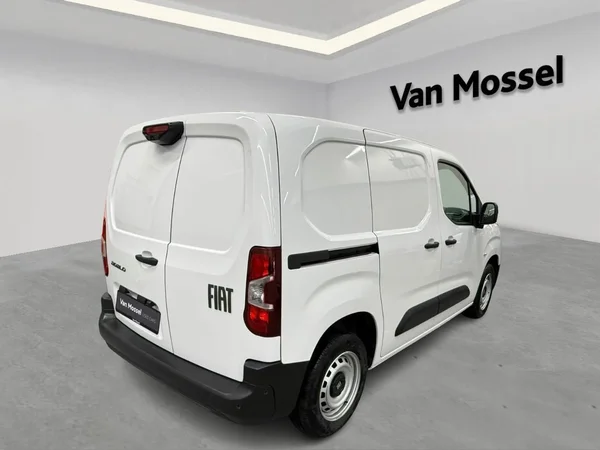Fiat Doblò (2025) — foto 13 van 18