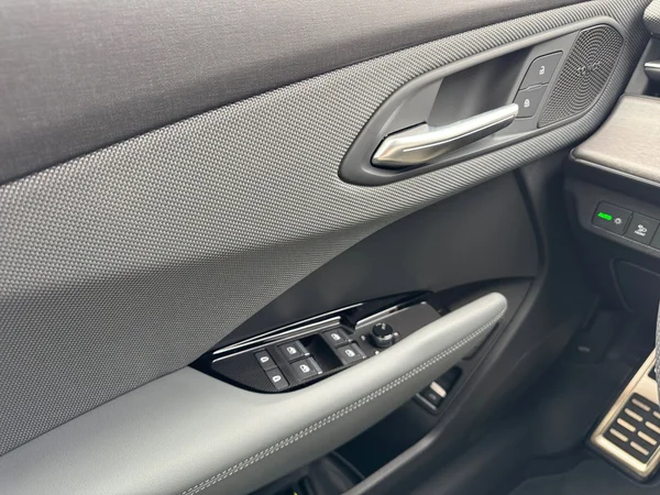 AUDI Q3 SUV e-hybrid (PHEV) (2025) — foto 6 van 16