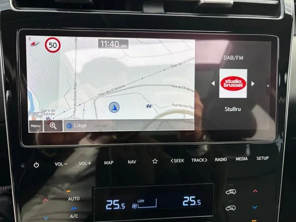 HYUNDAI Tucson (2022) — foto 3 van 31