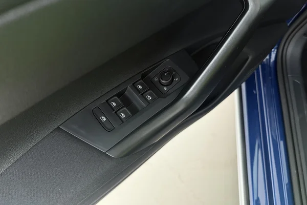 Volkswagen Taigo — foto 8 van 16