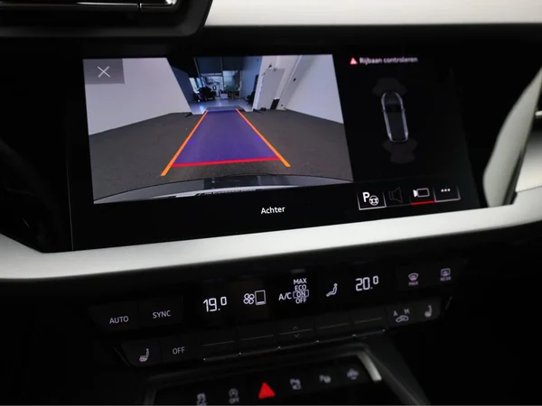 AUDI A3 Sportback (2025) — foto 14 van 22