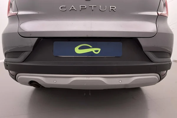 Renault Captur (2021) — foto 18 van 37