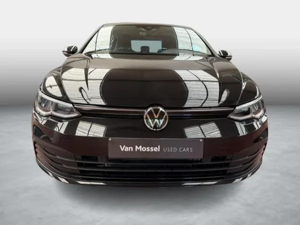 Volkswagen Golf (2024) — foto 10 van 17