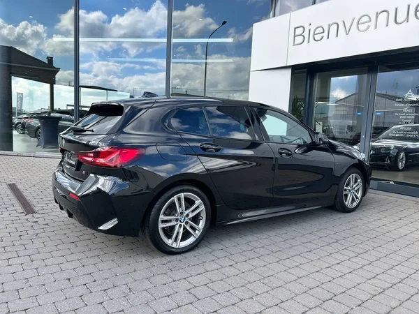 Bmw 118 (2024) — foto 14 van 22