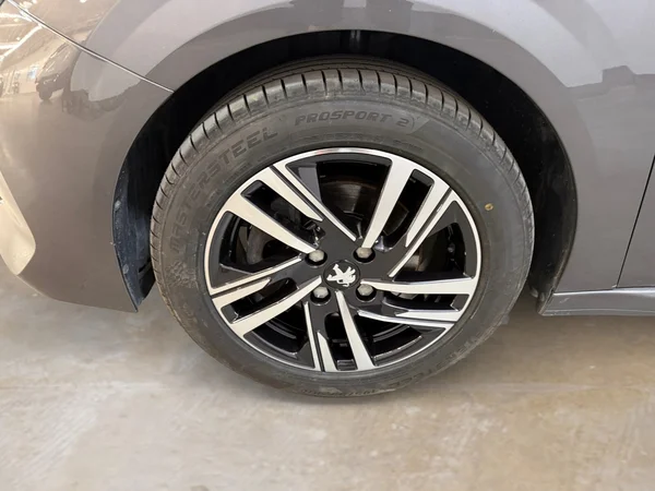 Peugeot 208 (2020) — foto 3 van 29